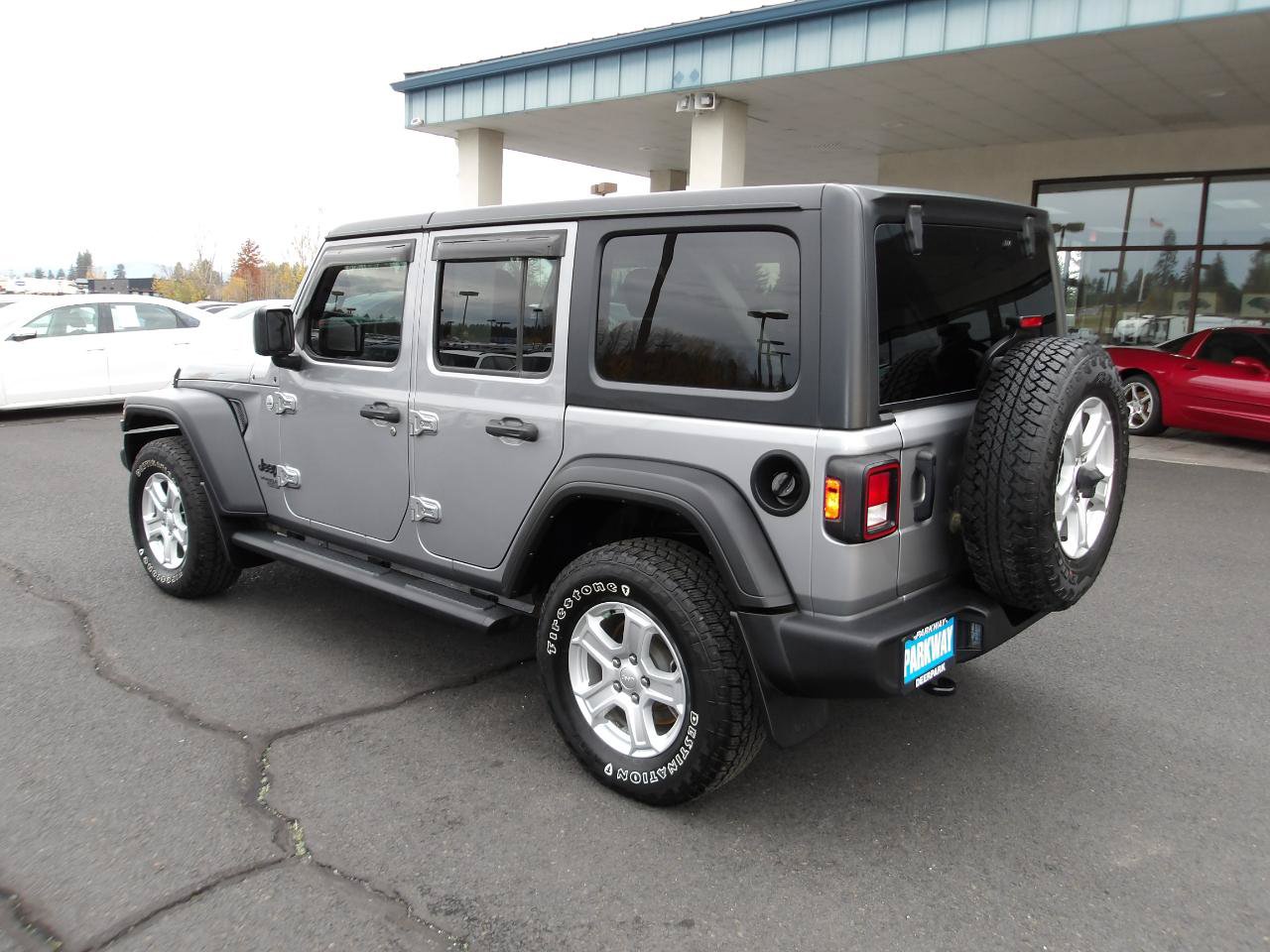 Used 2021 Jeep Wrangler Unlimited Sport w/ Cold Weather Group AWD/4WD image 3