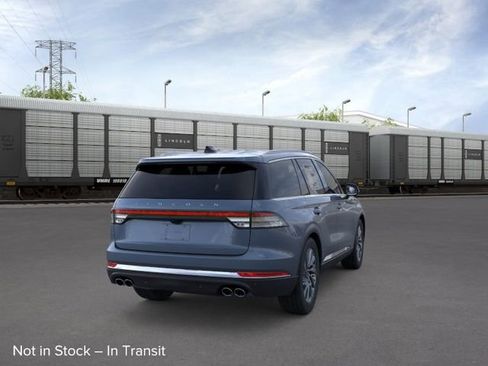 New 2026 Lincoln Aviator AWD image 9