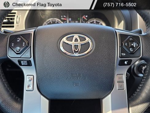Used 2023 Toyota 4Runner Limited image 15