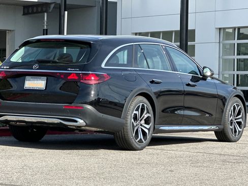 New 2025 Mercedes-Benz E 450 4MATIC All-Terrain Wagon image 6