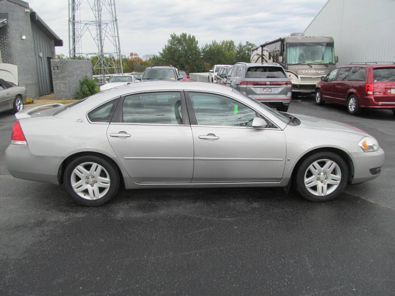 Used 2007 Chevrolet Impala LT FWD image 5
