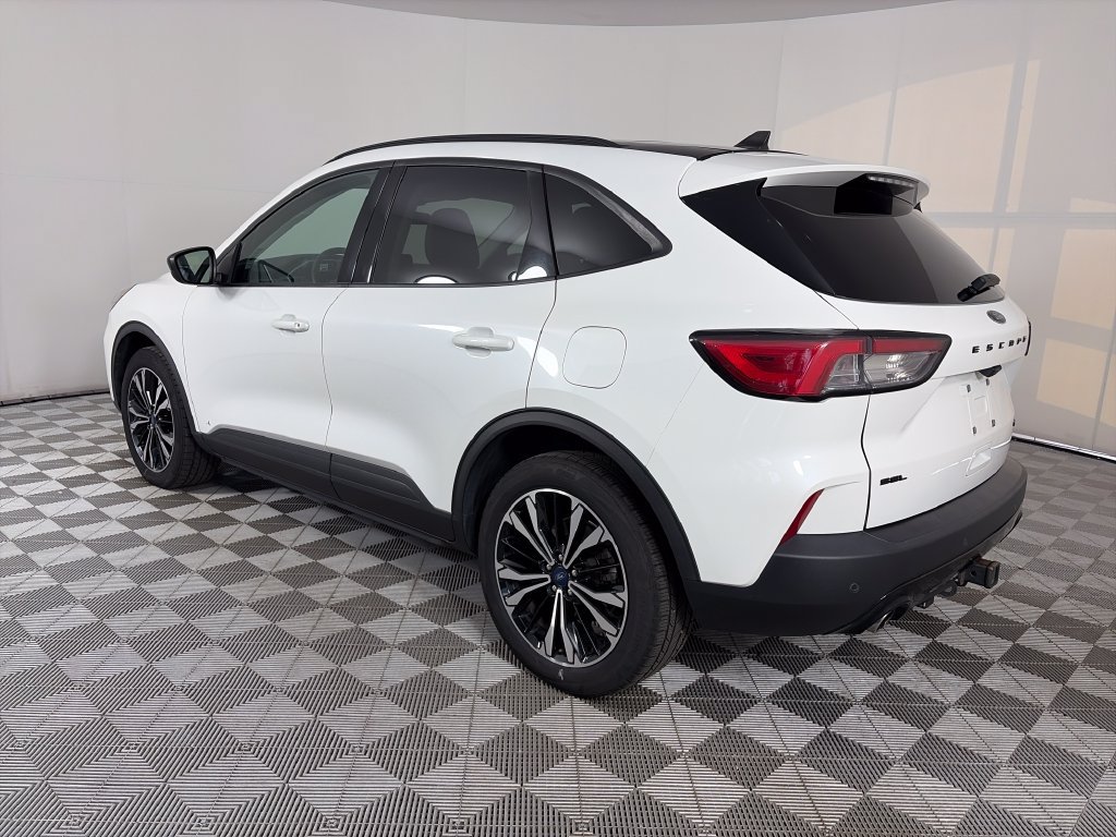 Used 2022 Ford Escape SEL w/ SEL Stealth AWD Package image 5