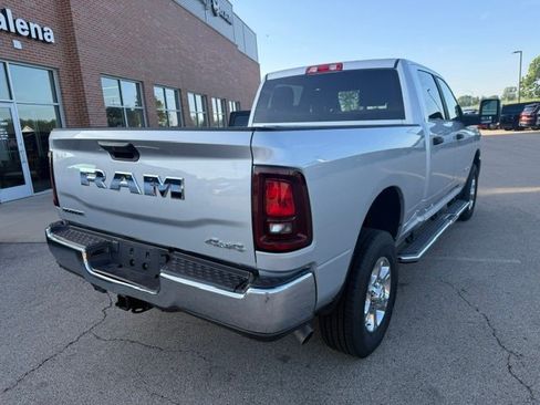 Used 2026 RAM 2500 Big Horn AWD/4WD image 12
