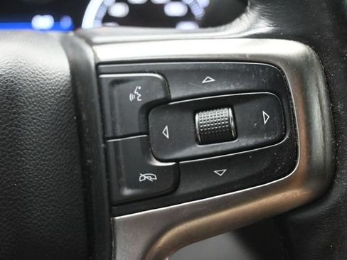 Used 2022 Chevrolet Silverado 1500 LT Trail Boss w/ Convenience Package II AWD/4WD image 10