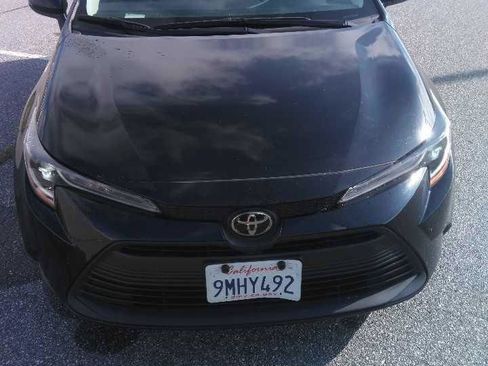 Used 2024 Toyota Corolla LE FWD image 4