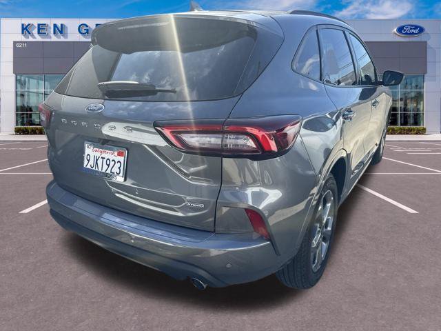 Used 2023 Ford Escape ST-Line w/ Equipment Group 301A FWD image 6