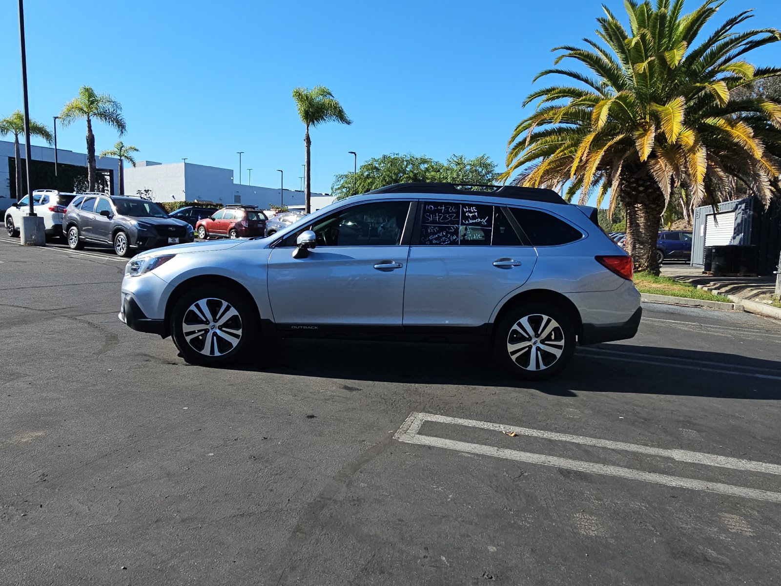 Used 2019 Subaru Outback 3.6R Limited AWD/4WD image 4