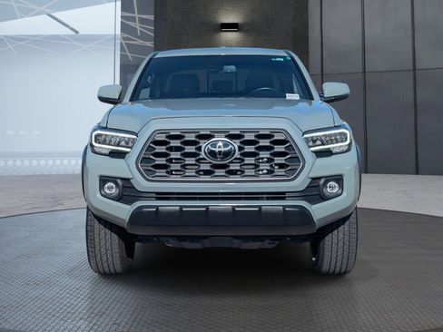 Used 2023 Toyota Tacoma TRD Off-Road image 9