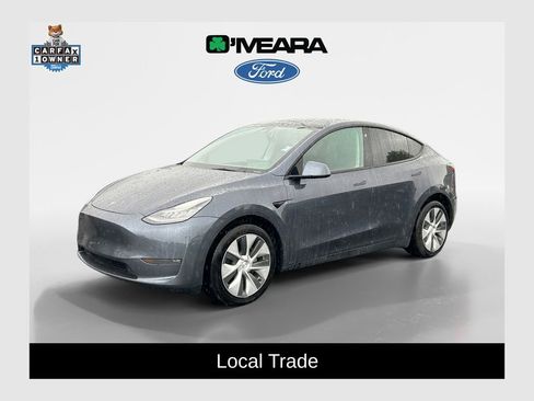 Used 2022 Tesla Model Y Long Range AWD/4WD image 1