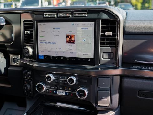 Used 2024 Ford F250 Lariat w/ Lariat Ultimate Package image 11