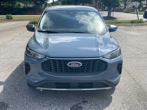 Certified 2024 Ford Escape Active FWD image 2