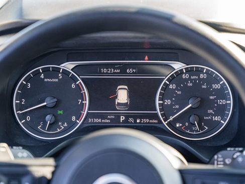 Used 2024 Nissan Rogue SV image 24