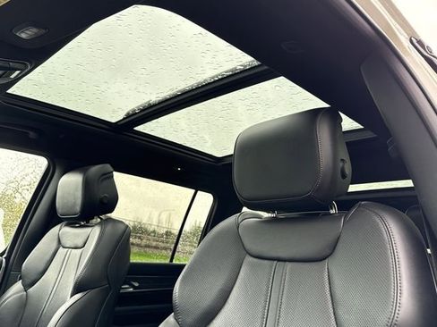 Used 2022 Jeep Wagoneer Series III w/ Premium Group I image 21