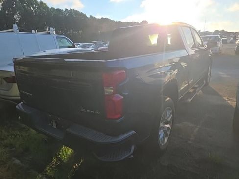 Used 2020 Chevrolet Silverado 1500 Custom w/ Custom Value Package RWD image 4