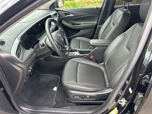 Used 2024 Buick Encore GX Sport Touring w/ Comfort Package image 20