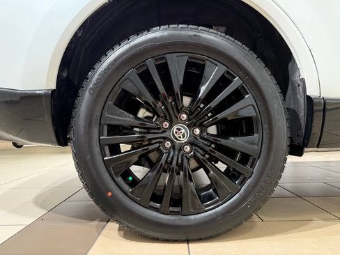 Certified 2024 Toyota Venza Nightshade AWD/4WD image 9