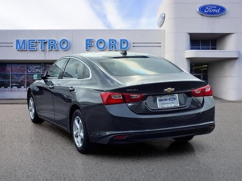 Used 2017 Chevrolet Malibu LS FWD image 5