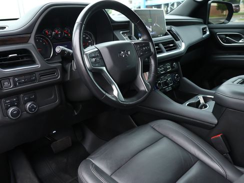 Used 2021 Chevrolet Tahoe Z71 w/ Rear Media and Nav Package AWD/4WD image 3