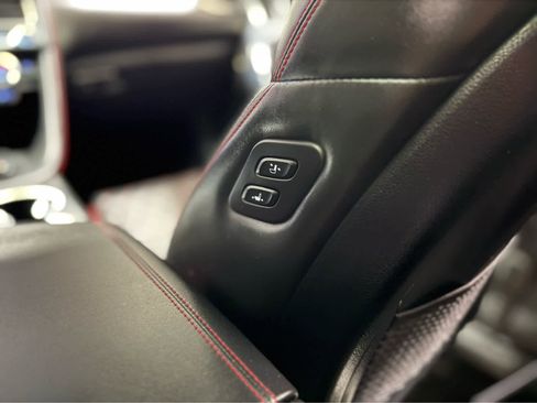 Used 2019 Genesis G70 3.3T Advanced w/ Sport Package image 38