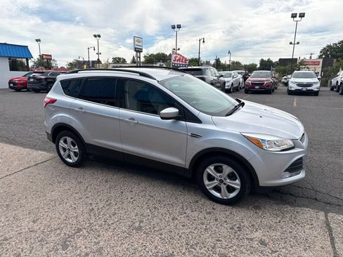 Used 2015 Ford Escape SE w/ Equipment Group 201A AWD/4WD image 8