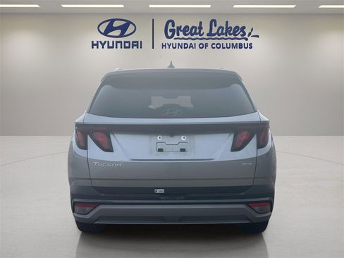 Certified 2025 Hyundai Tucson SEL image 4