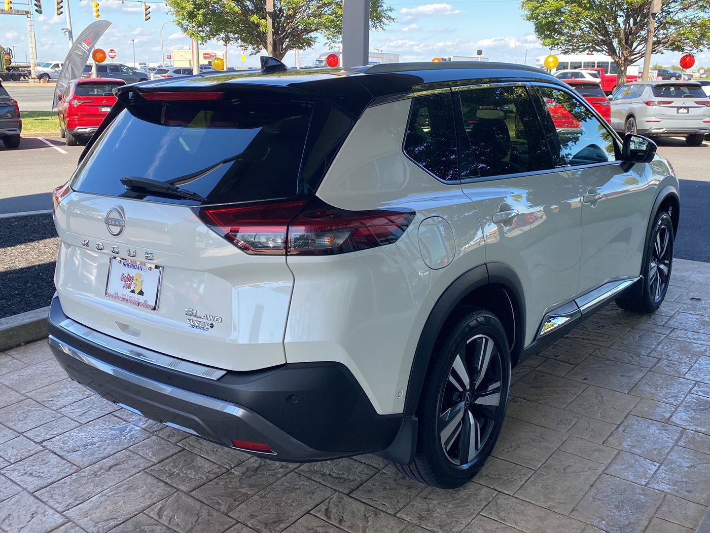 Certified 2023 Nissan Rogue SL w/ SL Premium Package AWD/4WD image 7