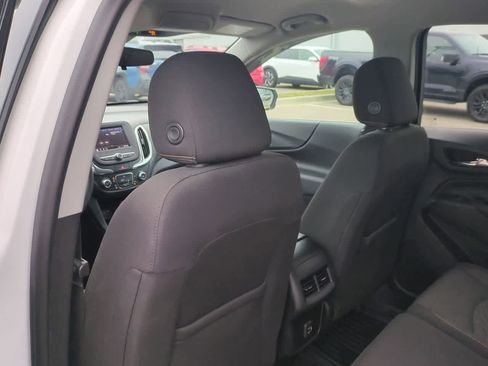 Used 2020 Chevrolet Equinox LT image 17