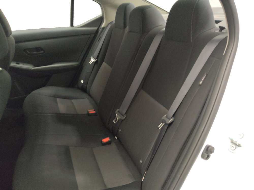 Used 2025 Nissan Sentra SV FWD image 18
