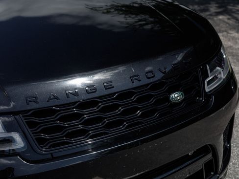 Used 2022 Land Rover Range Rover Sport SVR AWD/4WD image 46