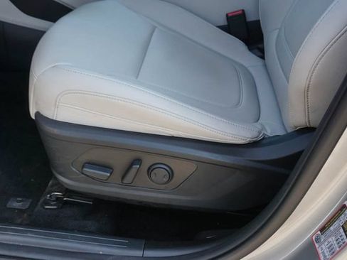Used 2024 Hyundai Tucson SEL w/ Convenience Package FWD image 14