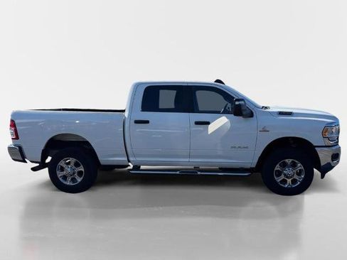 Used 2024 RAM 2500 Big Horn AWD/4WD image 2