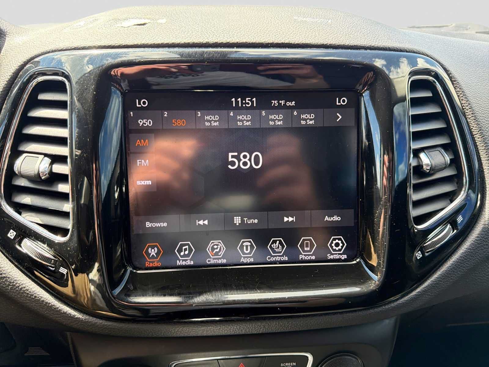 Used 2020 Jeep Compass Limited AWD/4WD image 18