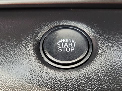 Certified 2025 Hyundai Elantra Sport w/ Cargo Package image 13