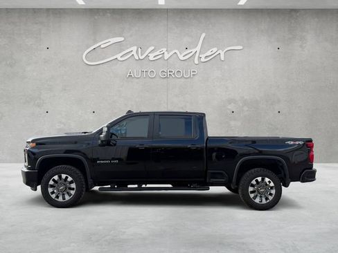 Used 2022 Chevrolet Silverado 2500 Custom w/ Custom Value Package AWD/4WD image 13