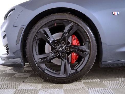 Used 2023 Chevrolet Camaro SS RWD image 11