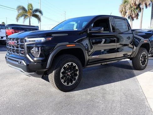 New 2026 GMC Canyon AT4 AWD/4WD image 4