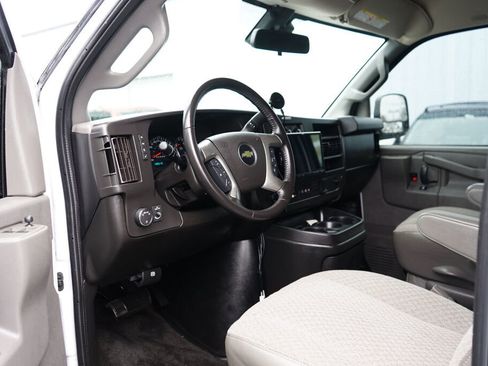 Used 2019 Chevrolet Express 3500 LT w/ LT Preferred Equipment Group image 12