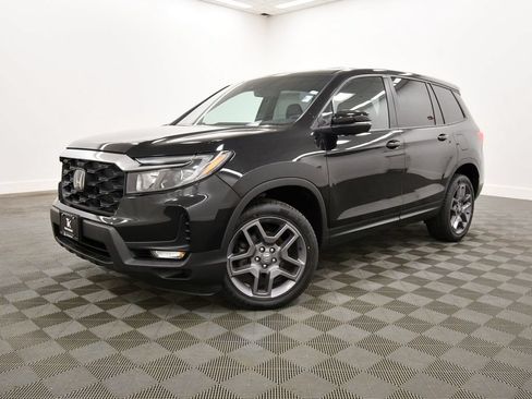 Used 2023 Honda Passport EX-L image 2