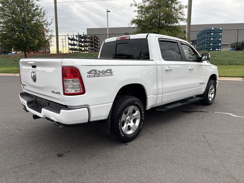 Used 2022 RAM 1500 Big Horn AWD/4WD image 9