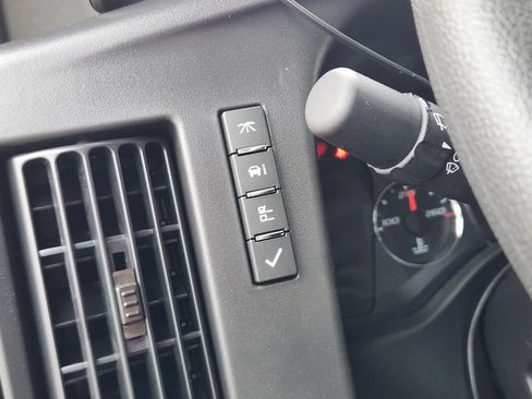 New 2025 Chevrolet Express 3500 LS w/ Chrome Appearance Package image 24