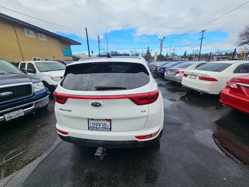 Used 2017 Kia Sportage EX w/ EX Premium Package image 6