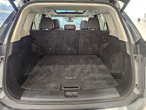 Used 2021 Nissan Rogue SV w/ Premium Package AWD/4WD image 37