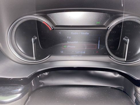 Used 2024 Cadillac XT5 Premium Luxury AWD/4WD image 14