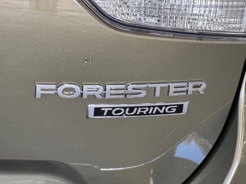 Used 2022 Subaru Forester Touring image 26