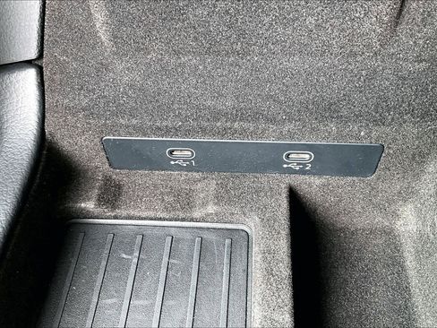 Used 2024 Audi A6 2.0T Premium image 37