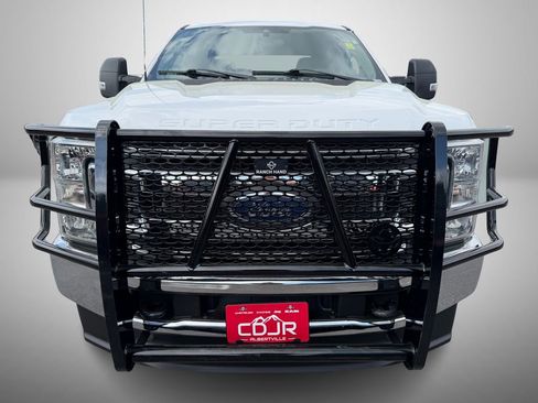Used 2022 Ford F250 XLT w/ FX4 Off-Road Package AWD/4WD image 7