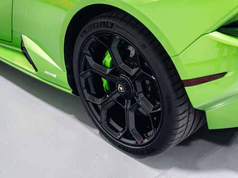 Used 2023 Lamborghini Huracan Tecnica RWD image 30