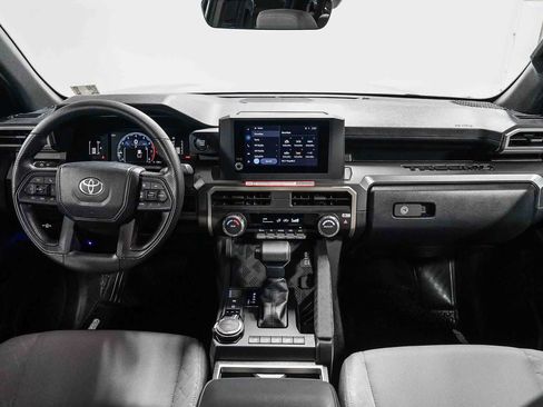 Certified 2026 Toyota Tacoma SR5 AWD/4WD image 13