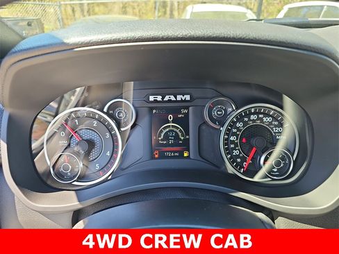 New 2024 RAM 5500 Tradesman w/ Chrome Appearance Group image 18