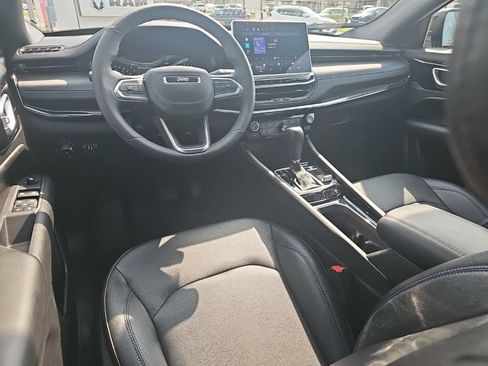 Certified 2026 Jeep Compass Limited AWD/4WD image 19